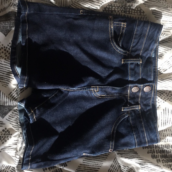Girls denim shorts - Picture 1 of 4